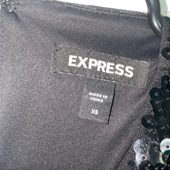 Express Sequin Midi Dress with shoulder pads Black style# 07806671 NWOT New - Picture 7 of 12